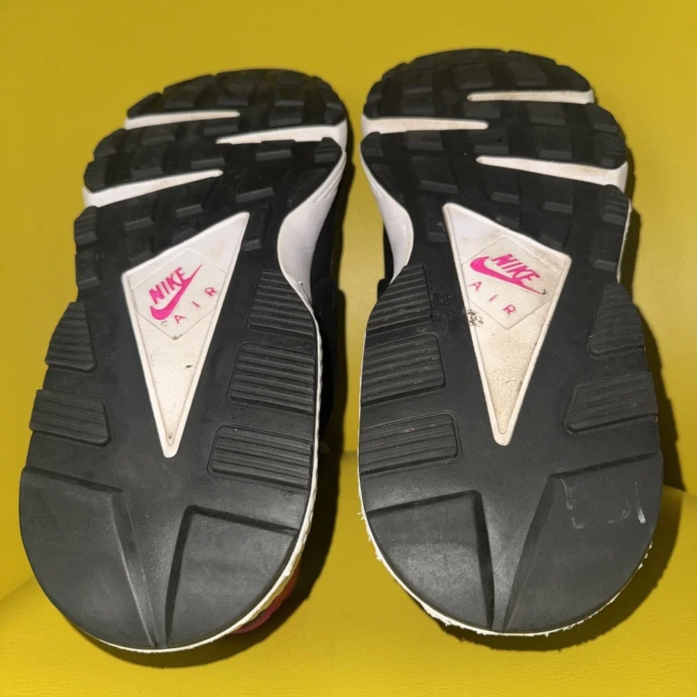 Nike Air Huarache Black Pink South Beach Men Size 12 Running Shoe DD1068 -004